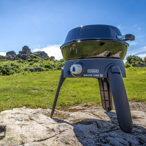 Cadac Safari Chef 30 Gas BBQ lifestyle image 